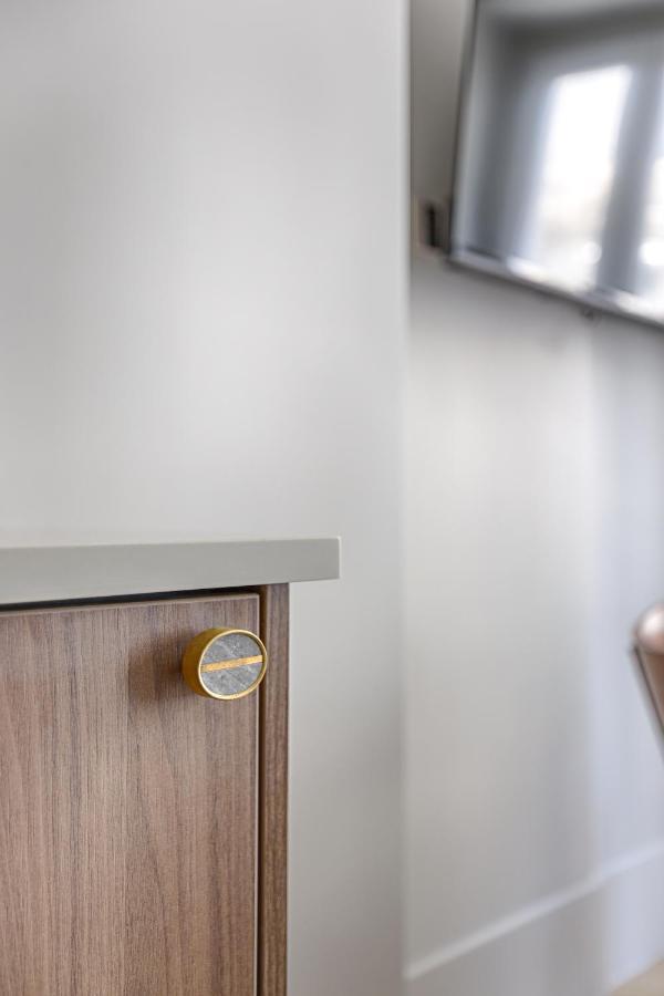 Unique Luxury Parisian flat 2BR/6P -Champs Elysées Extérieur photo