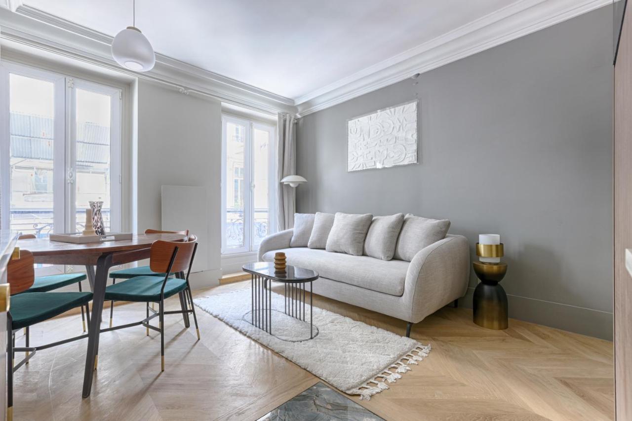 Unique Luxury Parisian flat 2BR/6P -Champs Elysées Extérieur photo